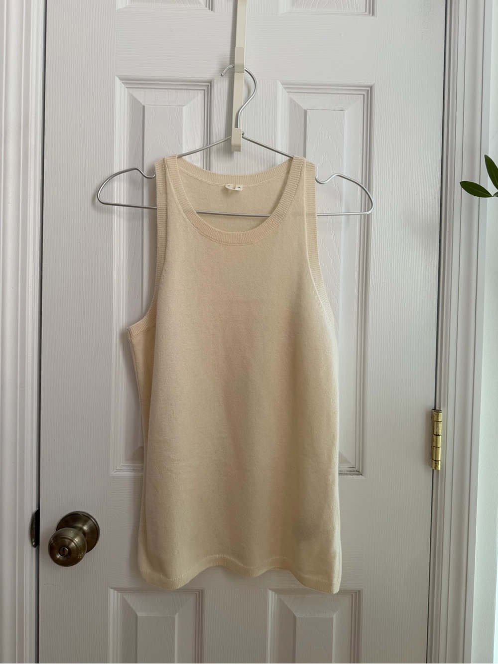 Arket Cashmere Ecru Tank Top Size Small